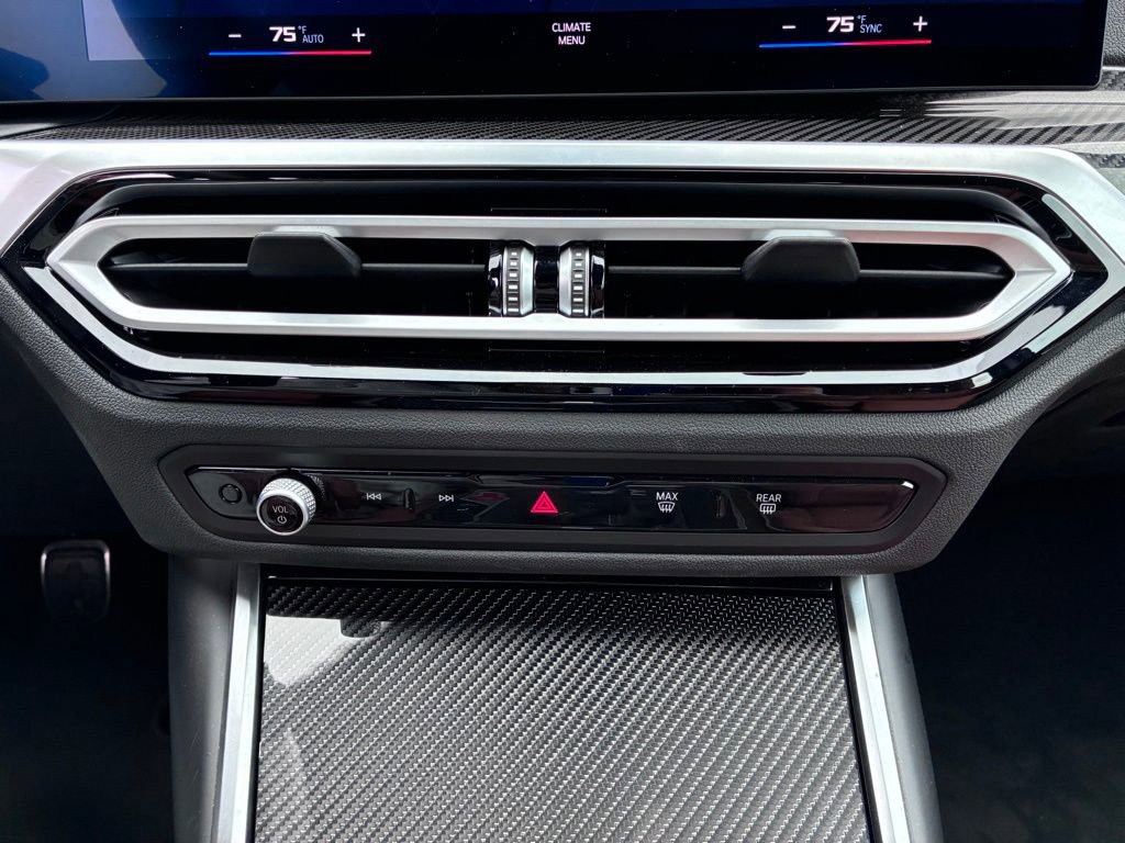 Used 2024 BMW M2 w/ Lighting Package RWD image 26