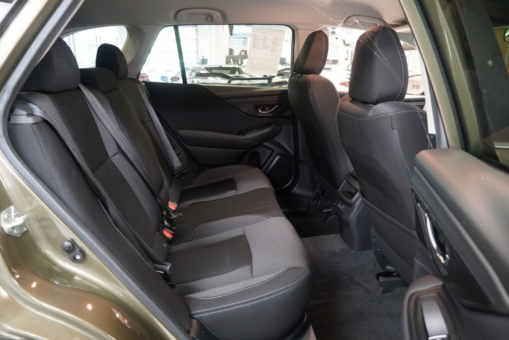 Used 2020 Subaru Outback Premium AWD/4WD image 31
