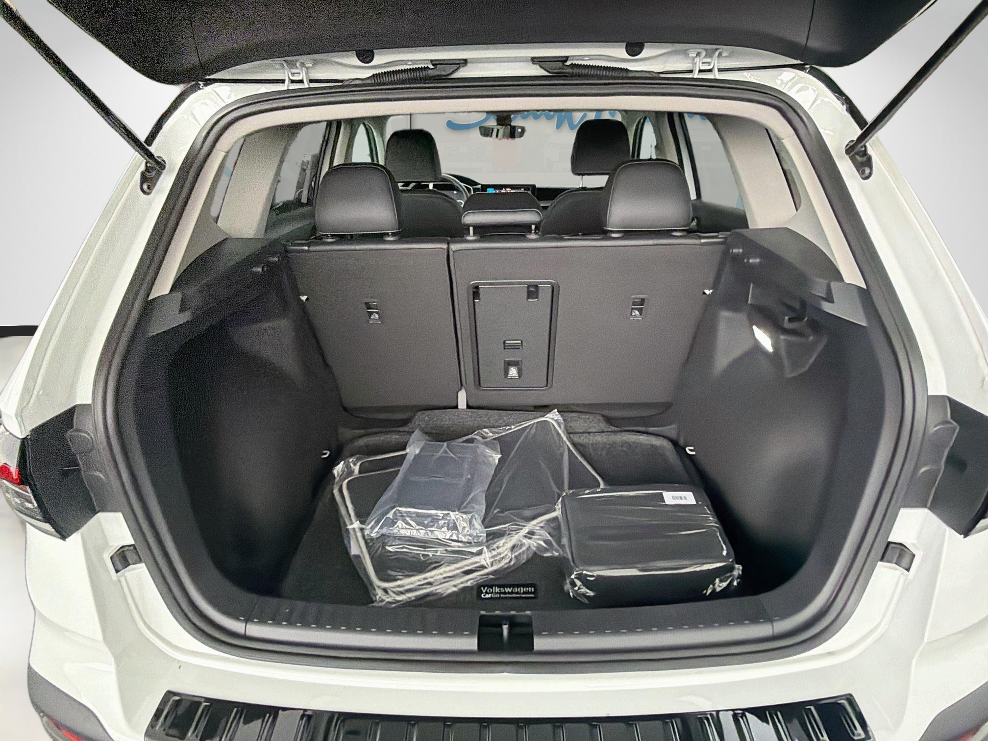 New 2026 Volkswagen Taos SE FWD image 20