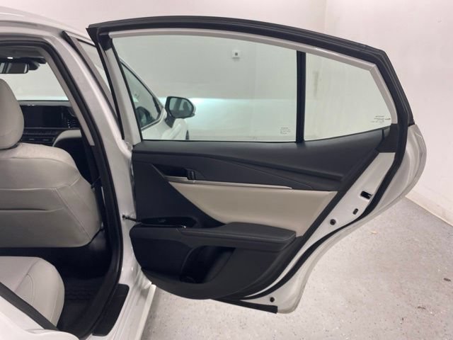 Used 2026 Toyota Camry XLE w/ Premium Plus Package AWD/4WD image 36