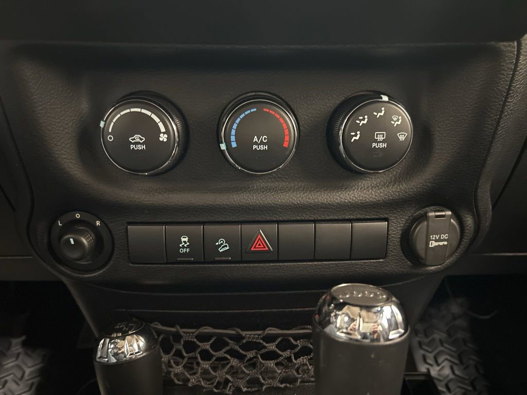 Used 2013 Jeep Wrangler Sport image 21