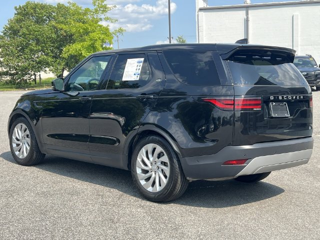 Used 2024 Land Rover Discovery S AWD/4WD image 11