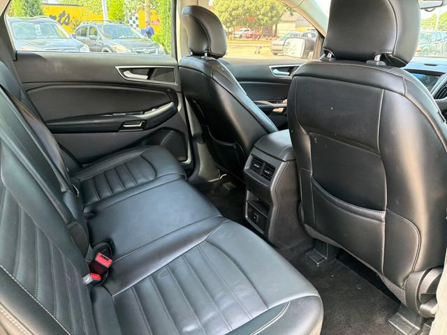 Used 2017 Ford Edge SEL w/ Equipment Group 201A FWD image 27