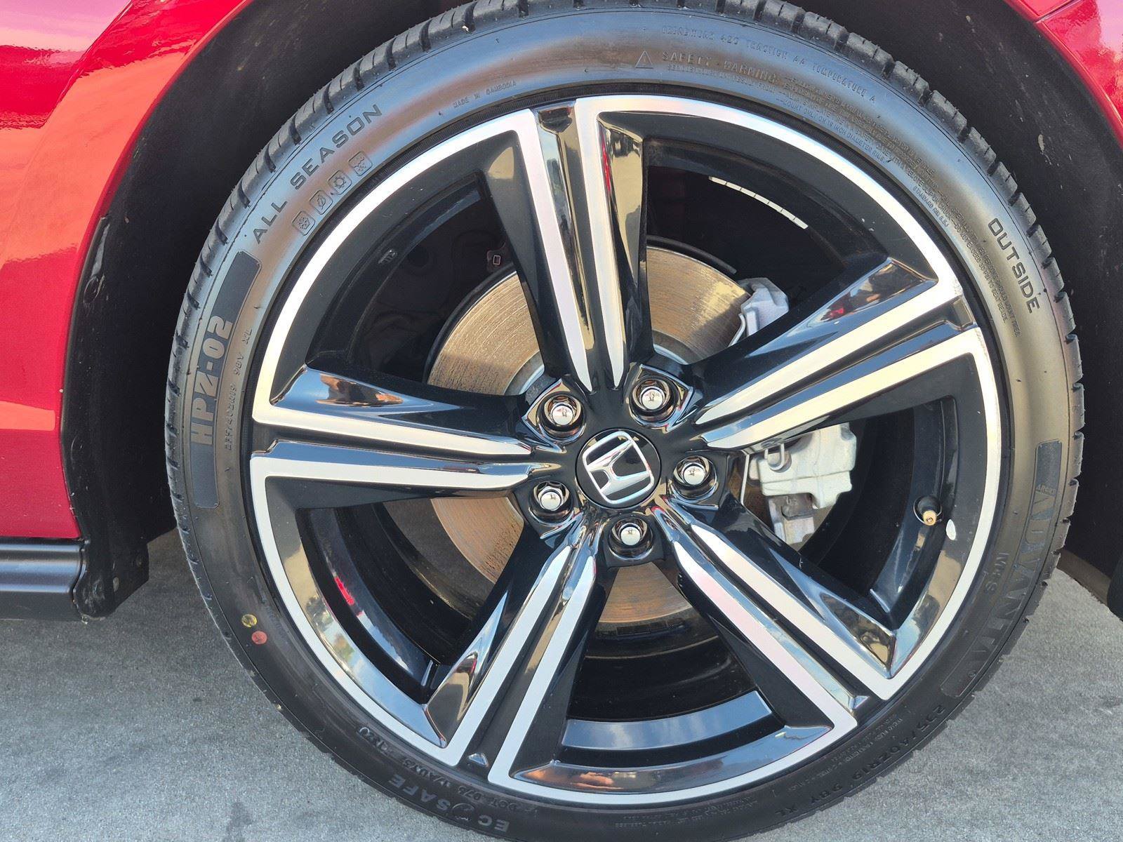 Used 2024 Honda Accord Sport image 12