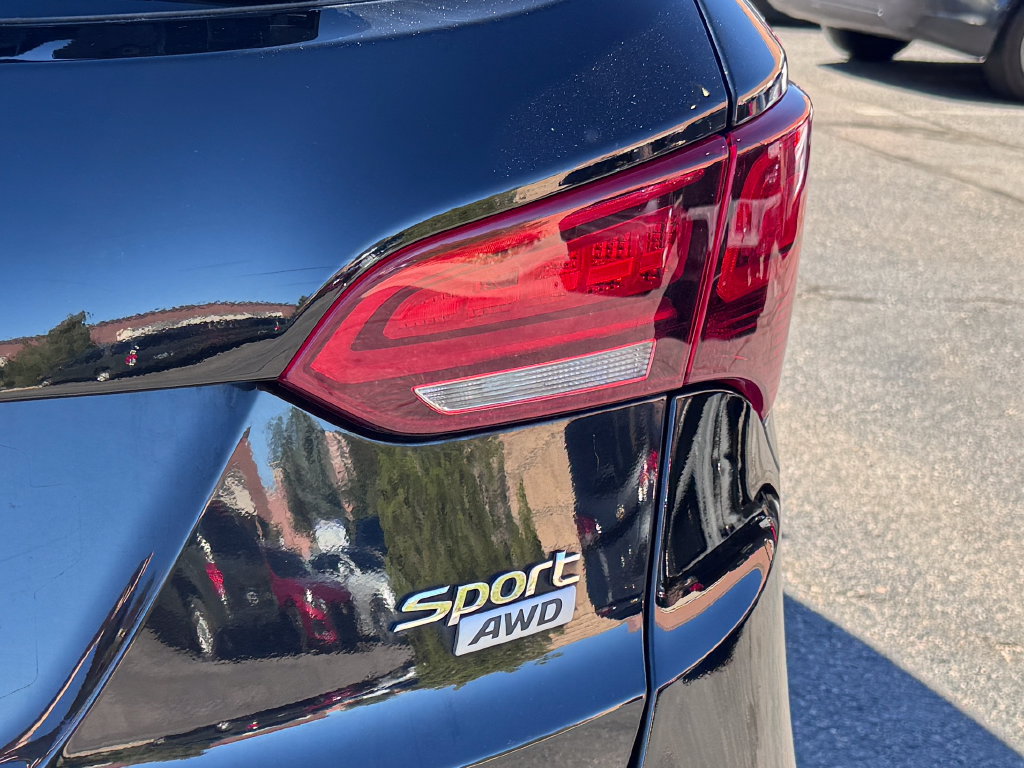 Used 2018 Hyundai Santa Fe Sport AWD/4WD image 8