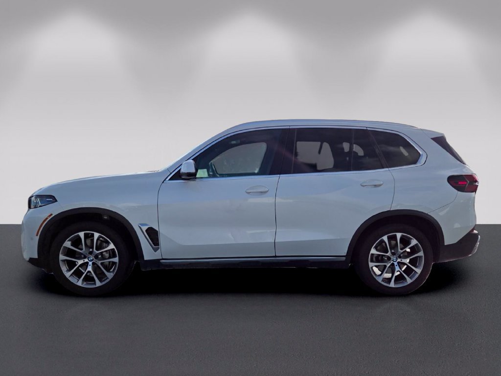 Certified 2024 BMW X5 xDrive40i w/ Premium Package AWD/4WD image 7