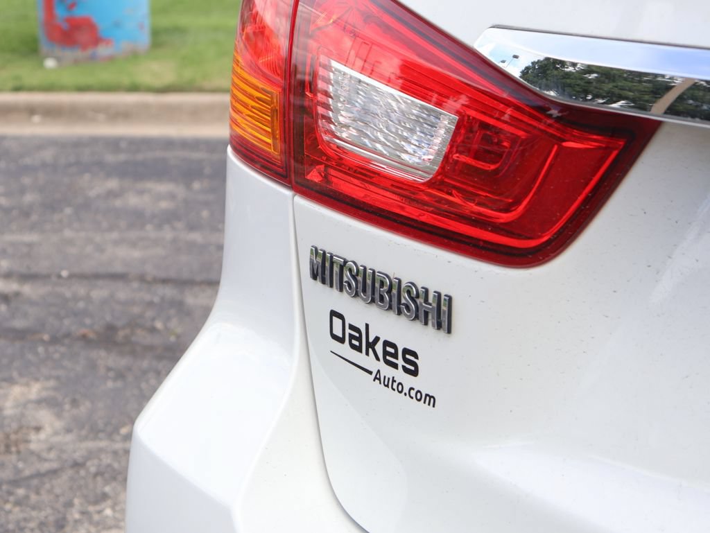 Used 2019 Mitsubishi Outlander Sport SE FWD image 10