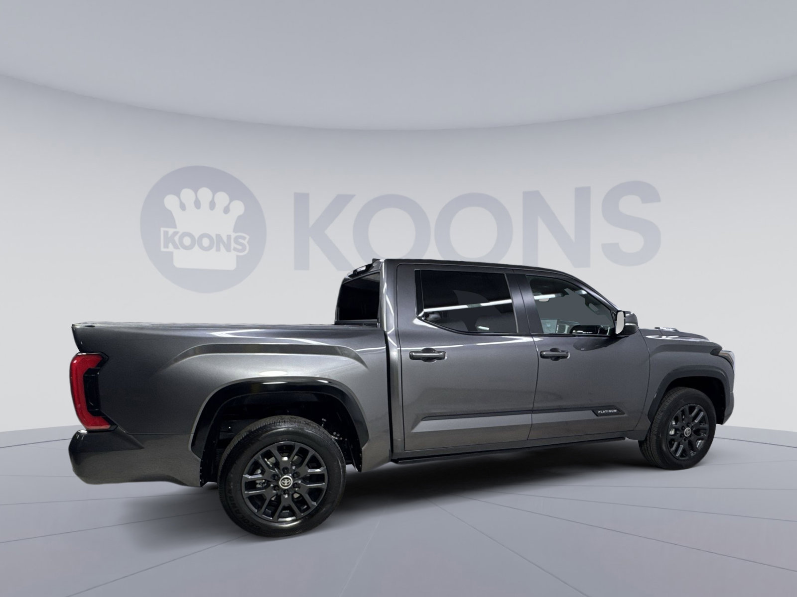Used 2024 Toyota Tundra Platinum AWD/4WD image 21