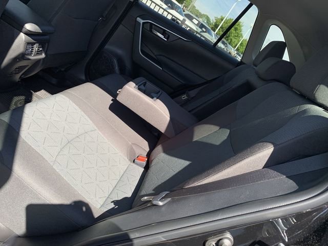 Used 2025 Toyota RAV4 XLE w/ Convenience Package FWD image 10