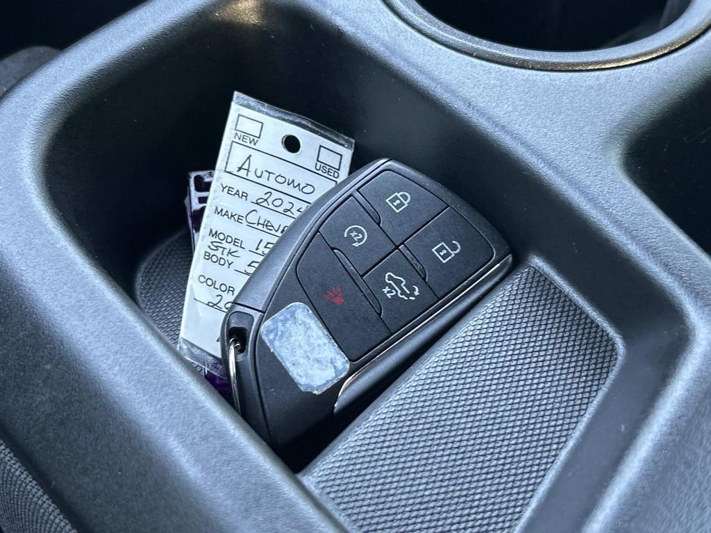 Used 2024 Chevrolet Silverado 1500 Custom Trail Boss w/ Turbomax Blackout Package image 29