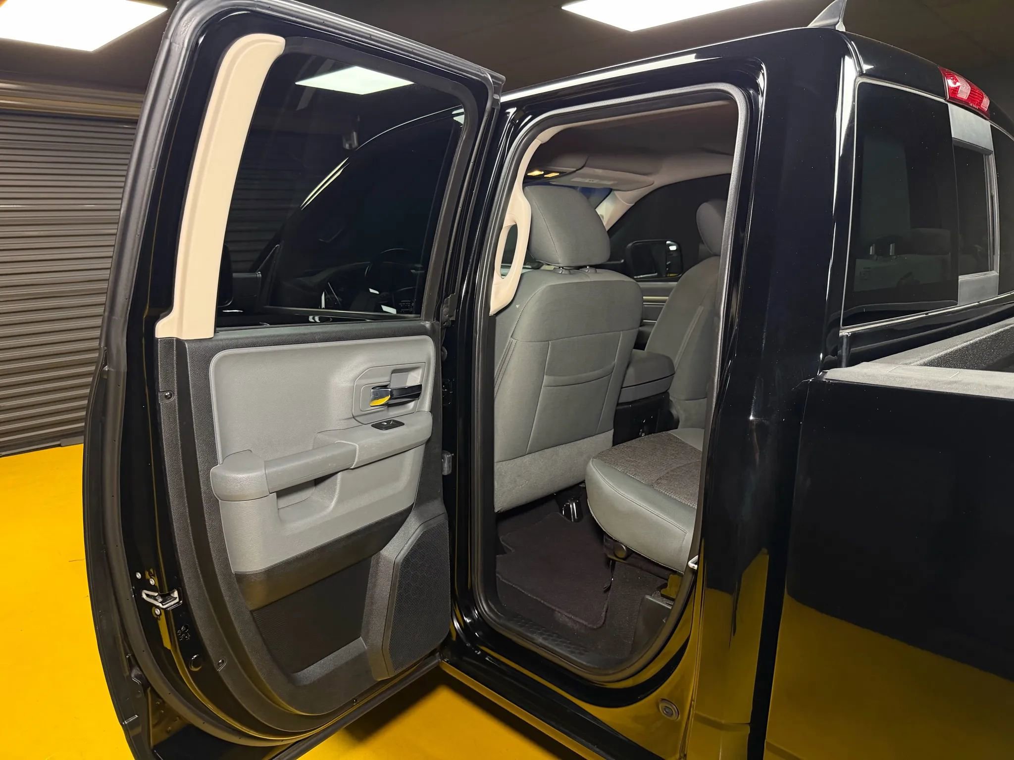 Used 2015 RAM 1500 Big Horn image 15