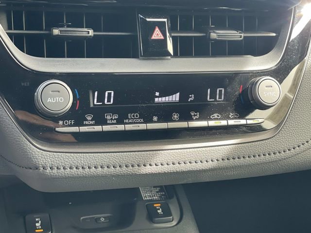 Used 2025 Toyota Corolla Premium image 15