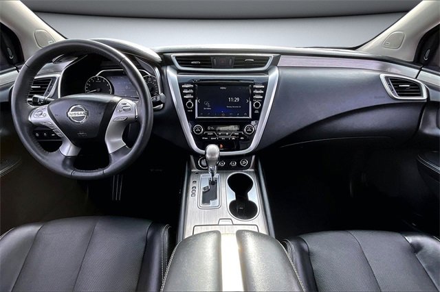 Certified 2017 Nissan Murano Platinum w/ Platinum Technology Package image 7