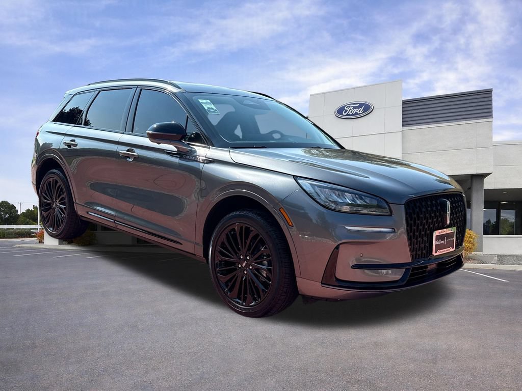 Certified 2025 Lincoln Corsair AWD w/ Equipment Group 101A