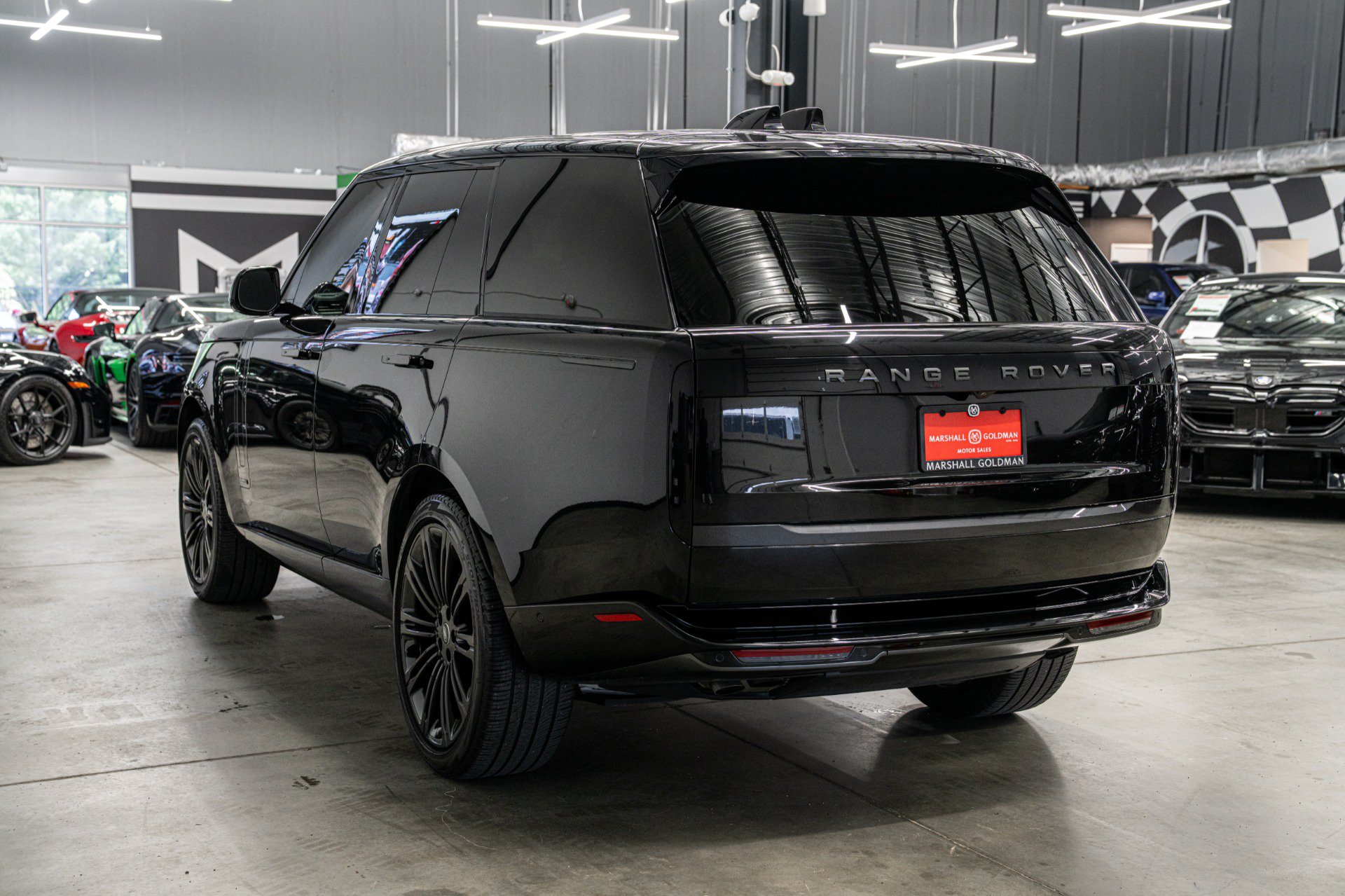 Used 2024 Land Rover Range Rover Autobiography AWD/4WD image 6