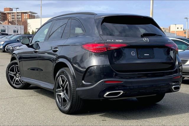 Used 2026 Mercedes-Benz GLC 300 4MATIC image 10