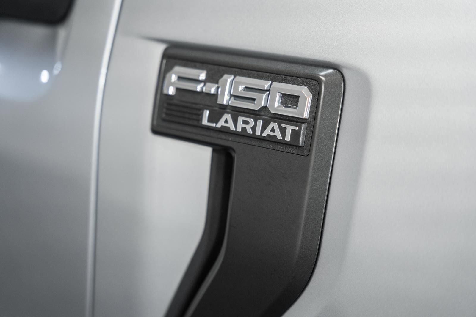 Certified 2023 Ford F150 Lariat w/ Equipment Group 502A High image 13