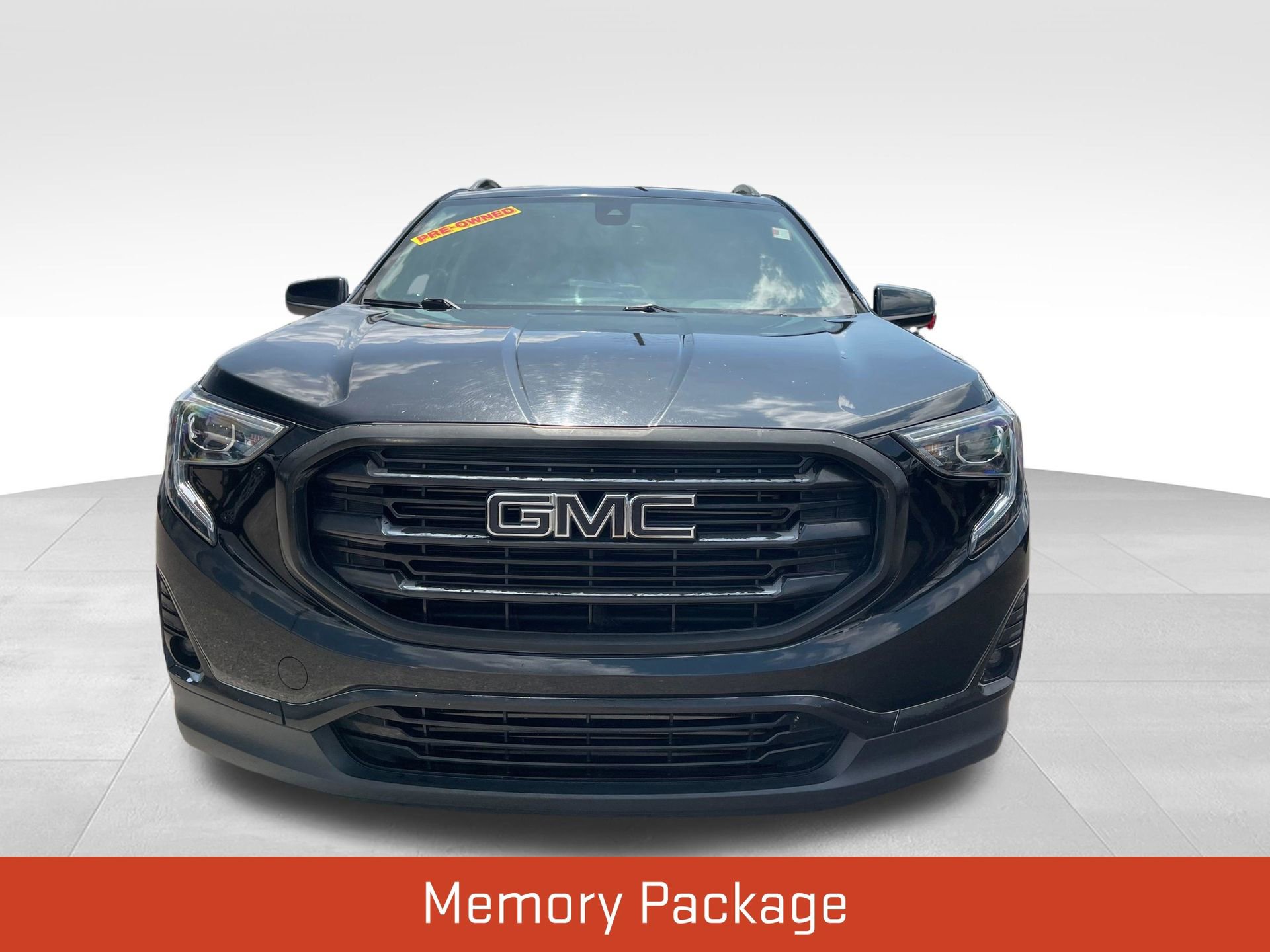 Used 2020 GMC Terrain SLT w/ Preferred Package FWD image 3