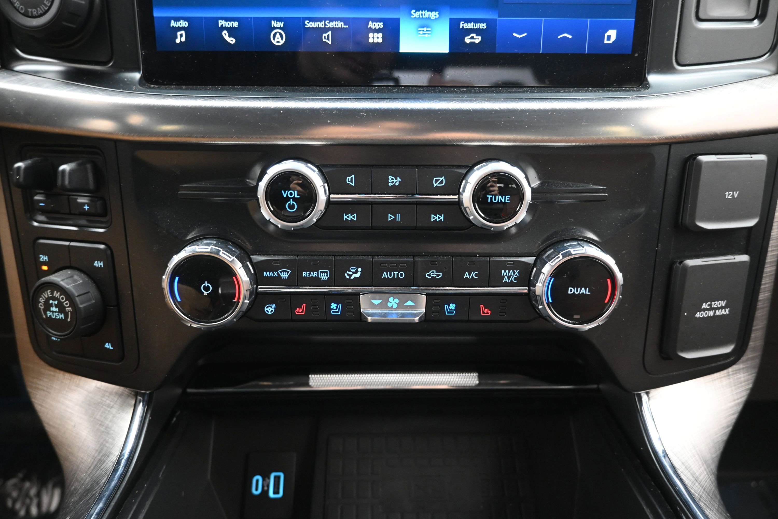 Certified 2022 Ford F150 King Ranch w/ Equipment Group 601A High AWD/4WD image 17