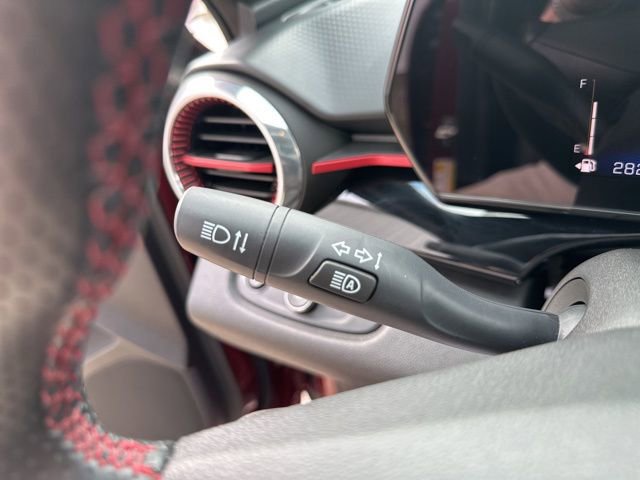 Used 2024 Chevrolet Trax RS image 22