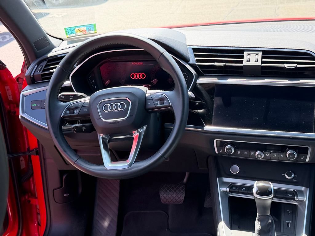 Used 2020 Audi Q3 2.0T Premium Plus AWD/4WD image 21