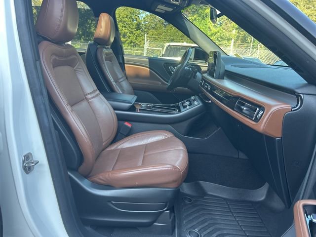 Used 2021 Lincoln Aviator Reserve w/ Class IV Trailer Tow Package image 44