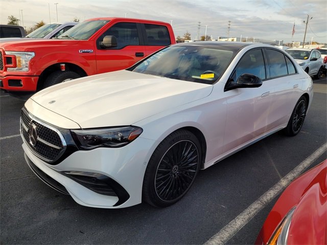 Used 2024 Mercedes-Benz E 450 4MATIC Sedan image 2