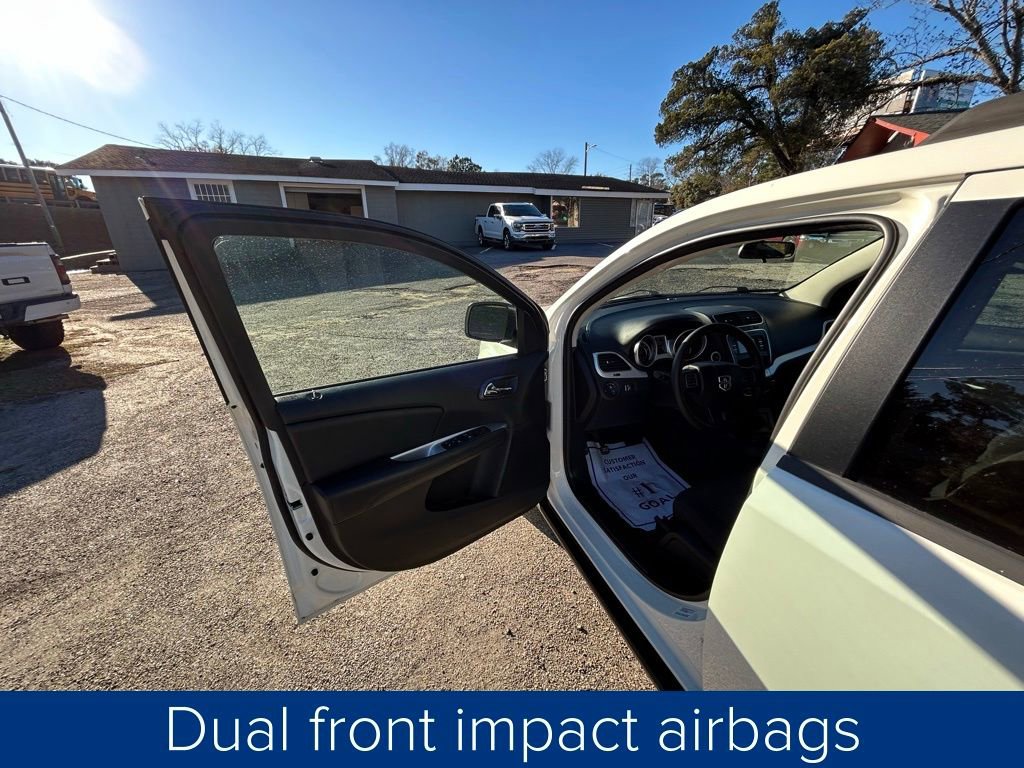 Used 2013 Dodge Journey SXT w/ Flexible Seating Group image 28