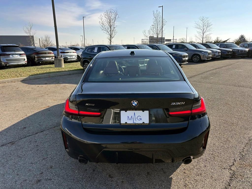 Certified 2025 BMW 330i xDrive Sedan w/ M Sport Package image 6