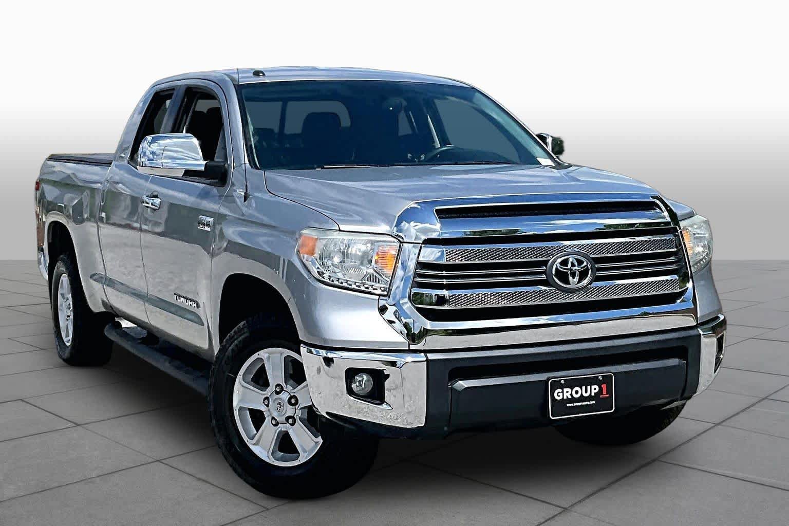 Used 2015 Toyota Tundra SR5 w/ SR5 Upgrade Package RWD image 3