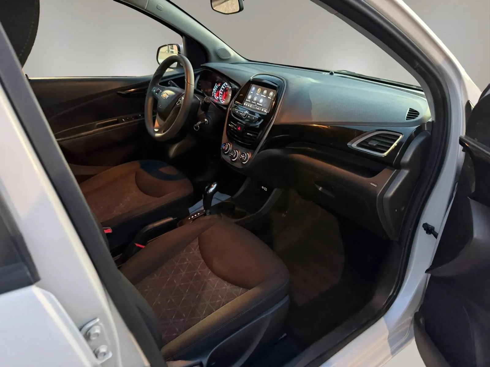 Used 2021 Chevrolet Spark LT FWD image 19