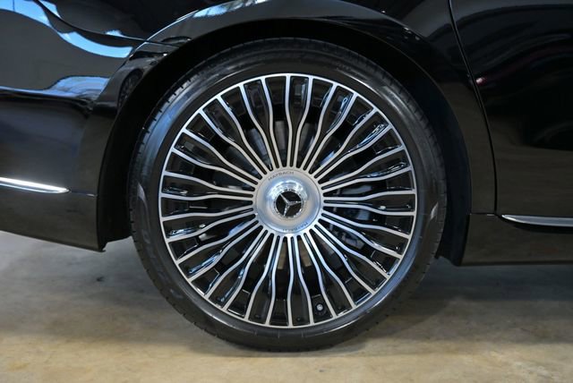 Used 2024 Mercedes-Benz Maybach S 680 Maybach S 680 4MATIC Sedan image 15