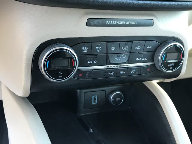 Used 2020 Ford Escape Titanium image 36