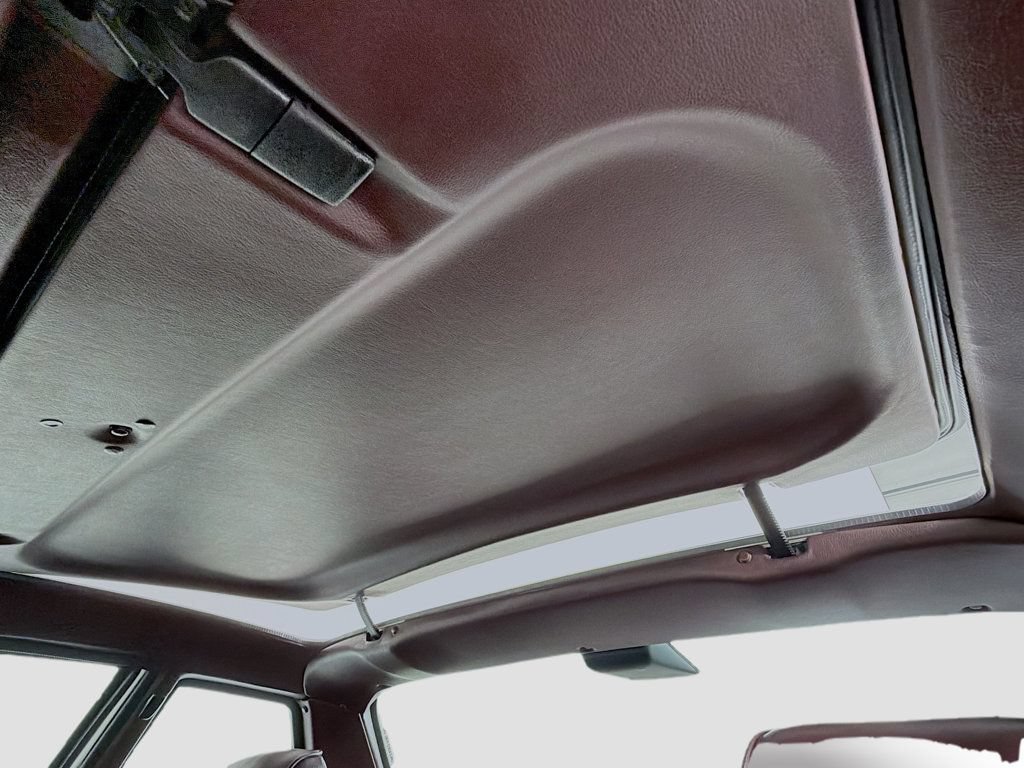 Used 1987 Porsche 944 Coupe RWD image 21
