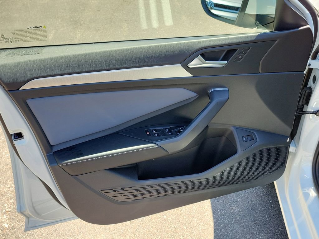 New 2026 Volkswagen Jetta SE image 12