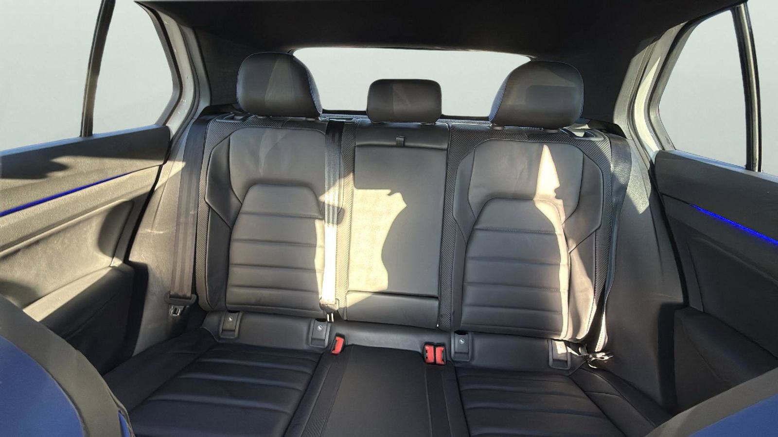 Used 2024 Volkswagen Golf R image 26