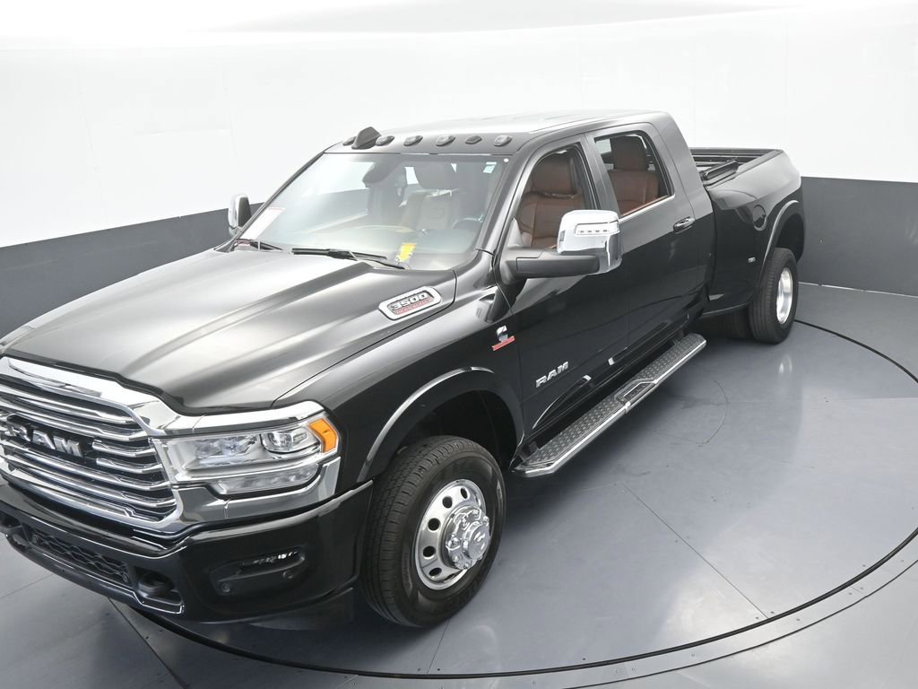 Used 2023 RAM 3500 Limited image 10