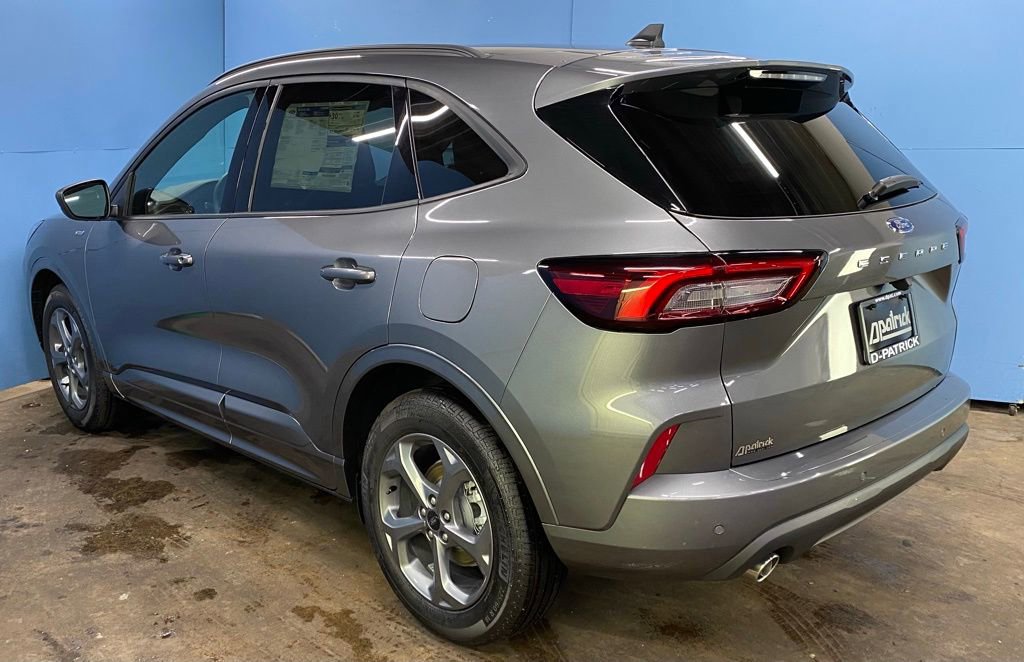 Used 2024 Ford Escape ST-Line w/ Tech Pack #1 image 7