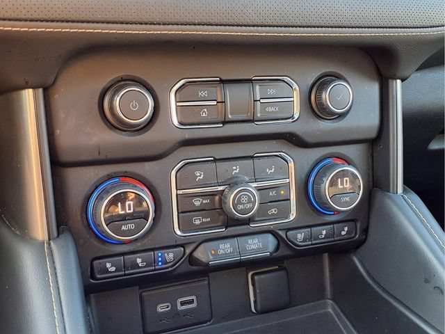 Used 2022 Chevrolet Tahoe Premier AWD/4WD image 10