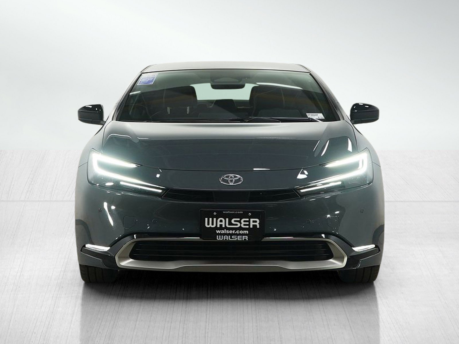 Used 2024 Toyota Prius Prime Premium image 8