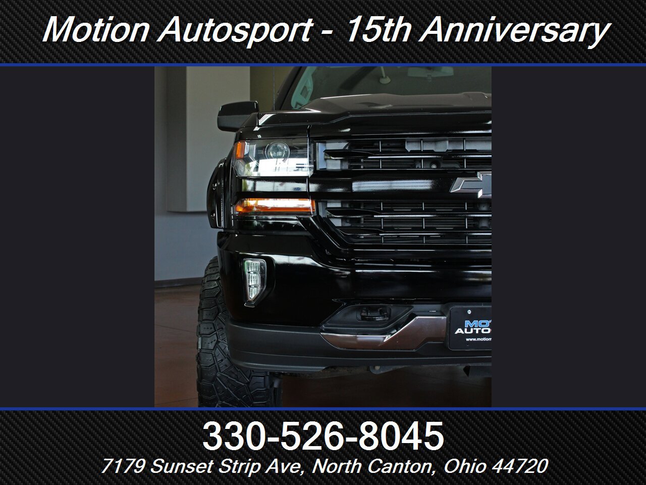 Used 2017 Chevrolet Silverado 1500 LT w/ LPO, Black Pack AWD/4WD image 5
