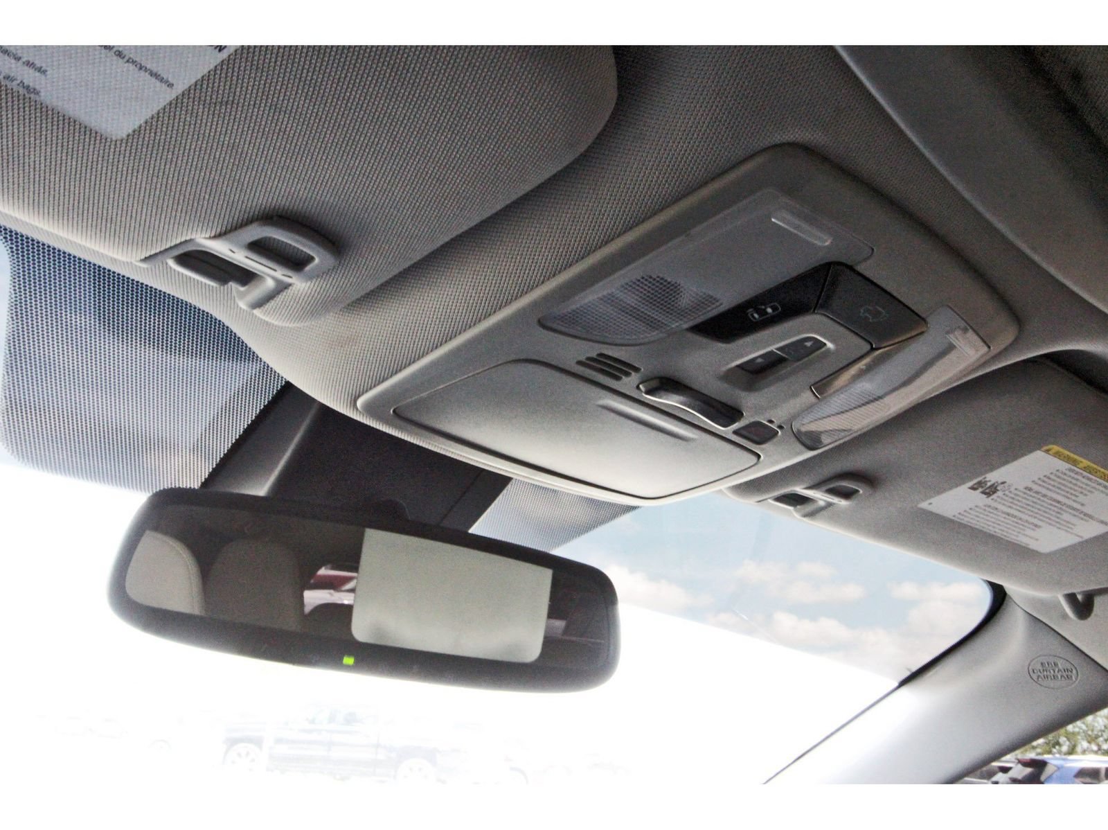 Used 2019 Toyota Sienna XLE w/ XLE Navigation Package FWD image 26