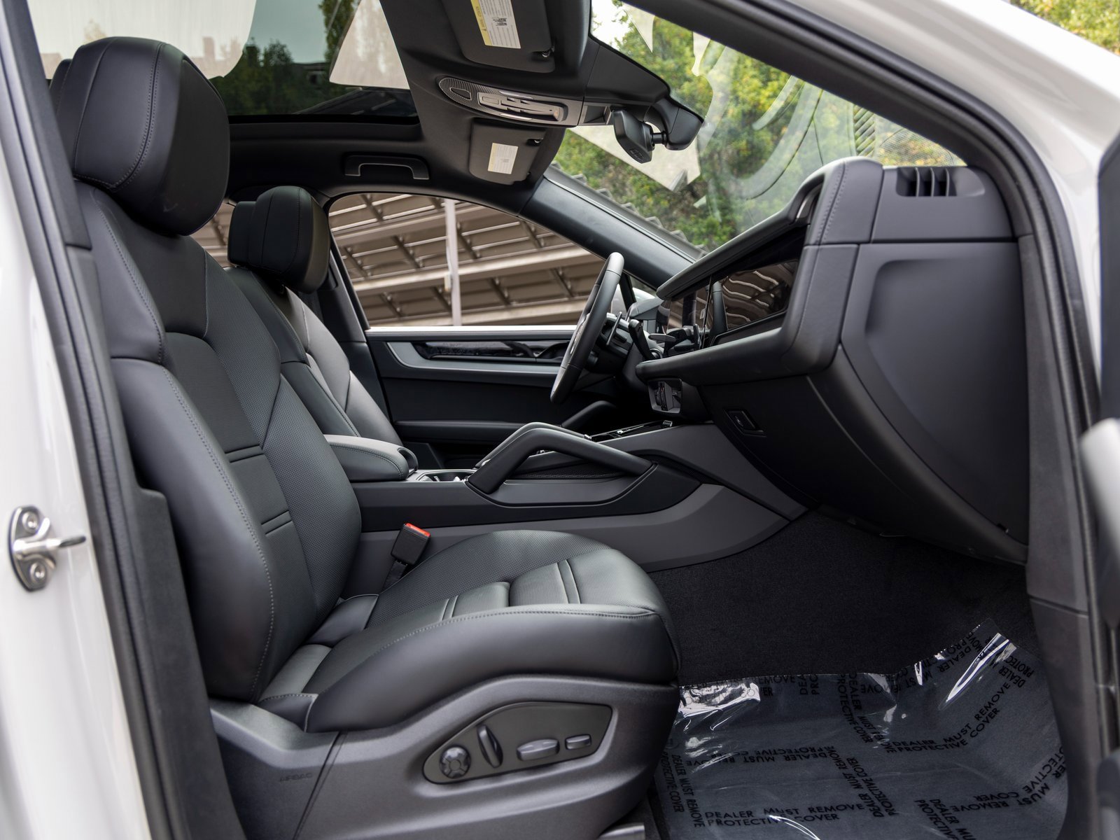 New 2026 Porsche Cayenne Coupe image 50