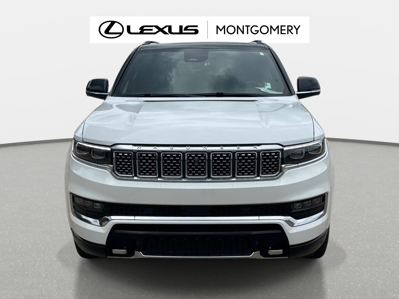 Used 2023 Jeep Grand Wagoneer L Series II w/ HD Trailer Tow Package AWD/4WD image 8