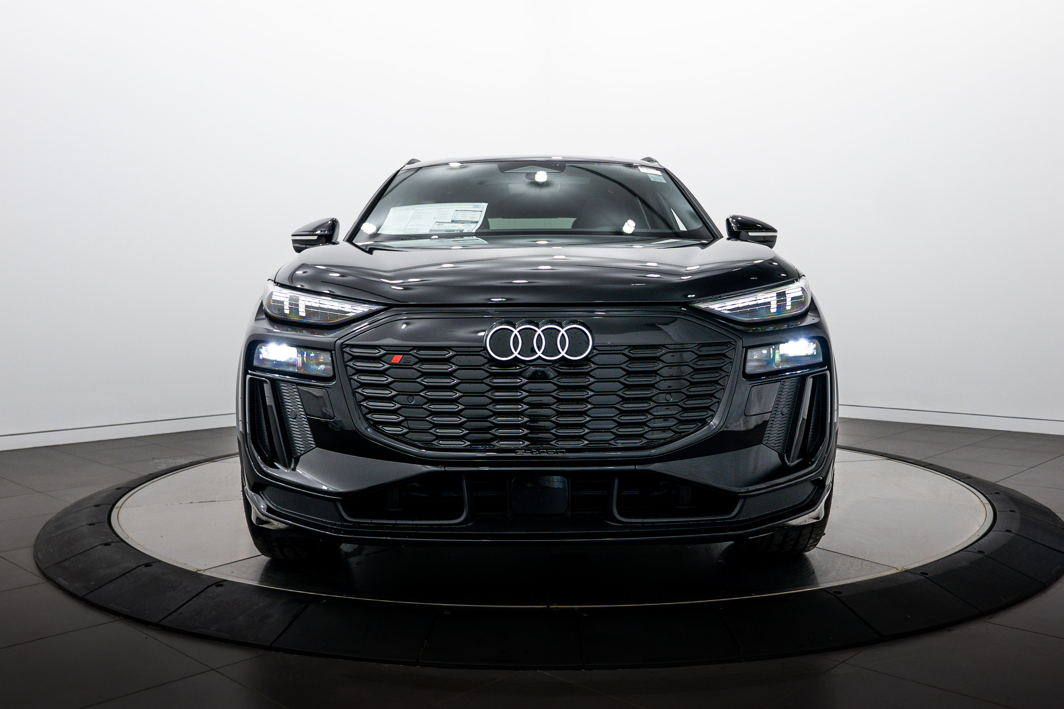 New 2027 Audi SQ6 e-tron Premium Plus AWD/4WD image 24