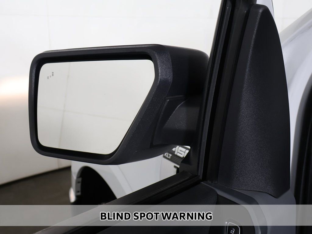 Used 2023 Ford F150 XLT w/ Trailer Tow Package image 5