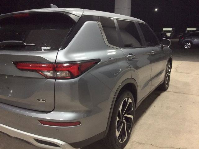 Used 2023 Mitsubishi Outlander SE image 33