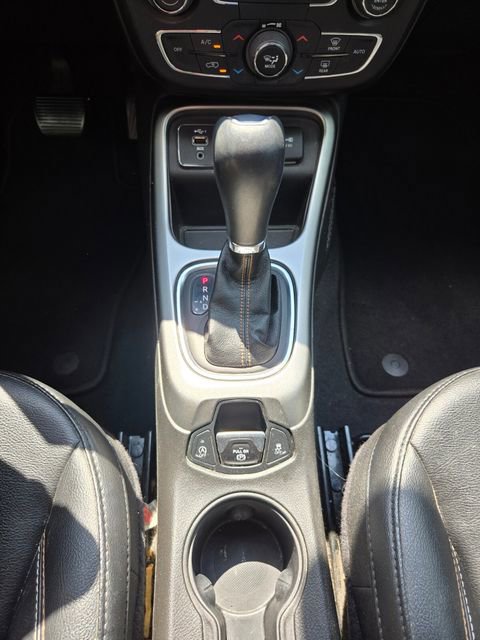 Used 2021 Jeep Compass Latitude w/ Sun and Sound Group image 26