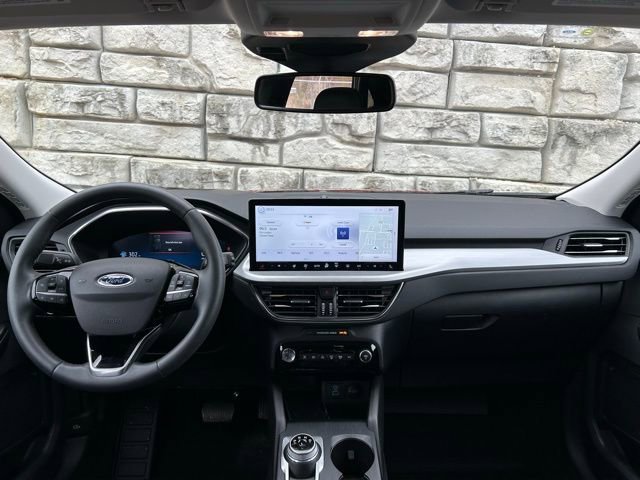 Certified 2023 Ford Escape Platinum w/ Premium Technology Package image 10