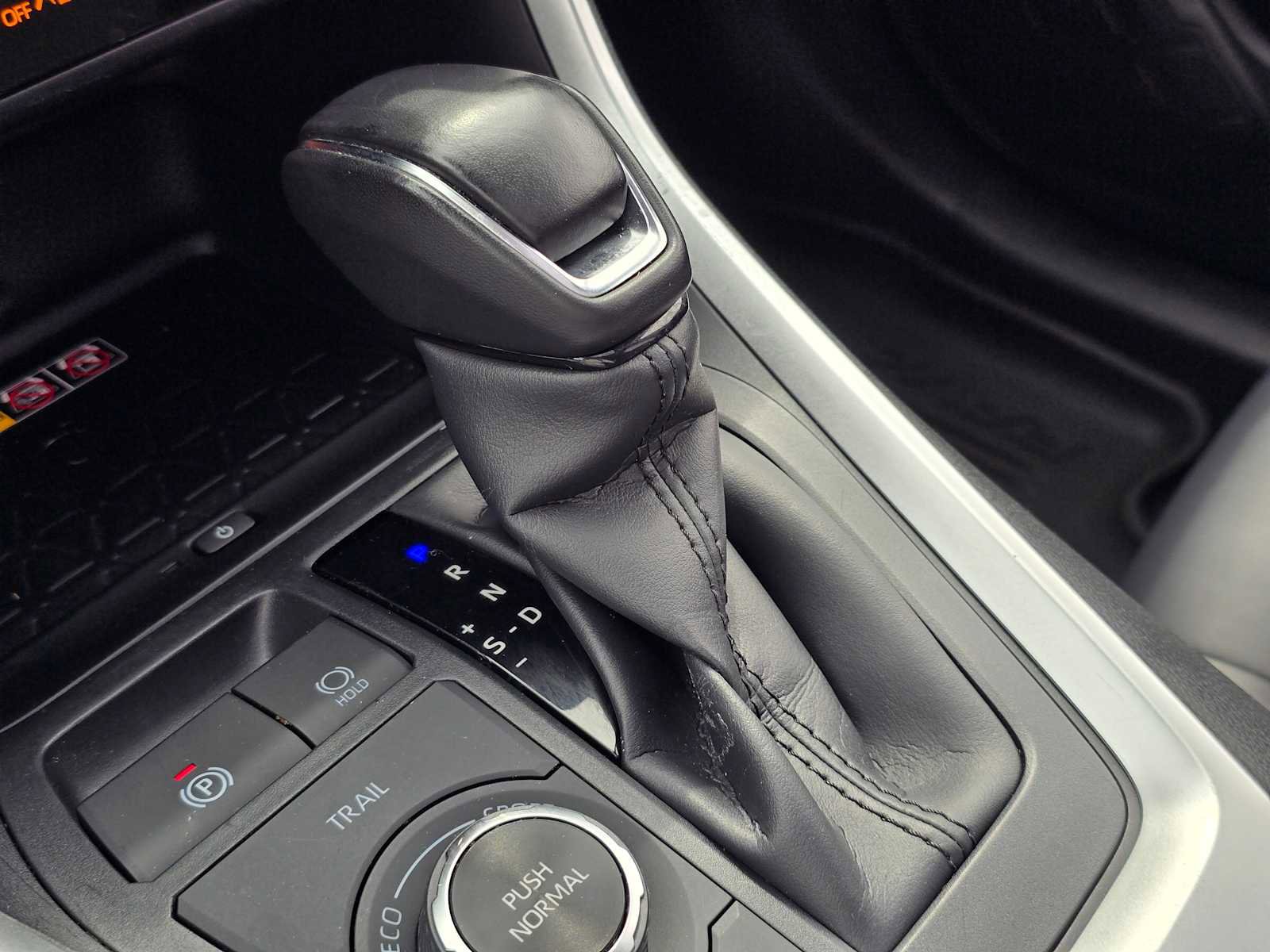 Used 2023 Toyota RAV4 XLE Premium AWD/4WD image 35